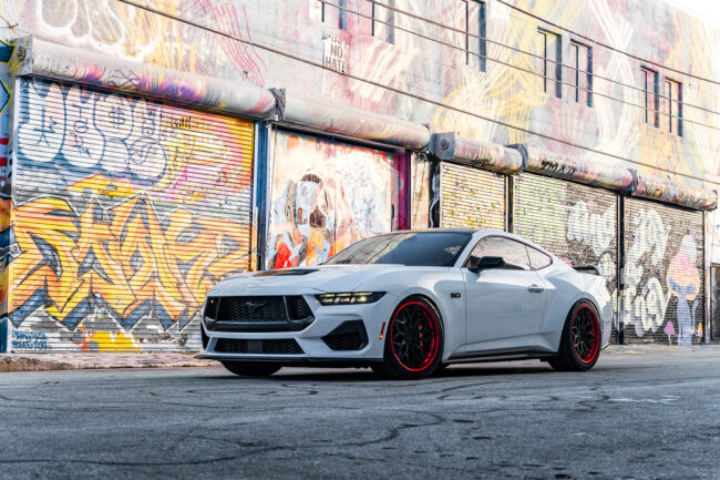 Ford-Mustang-2024-GT---Derek-VibrantForged20231209_0909